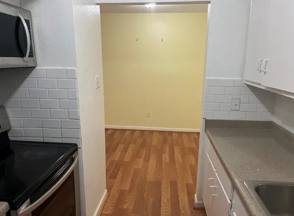 $1,350 | 5625 Antoine Drive, Unit 1404, Houston, TX 77091