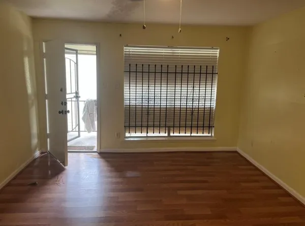 $1,350 | 5625 Antoine Drive, Unit 1404, Houston, TX 77091