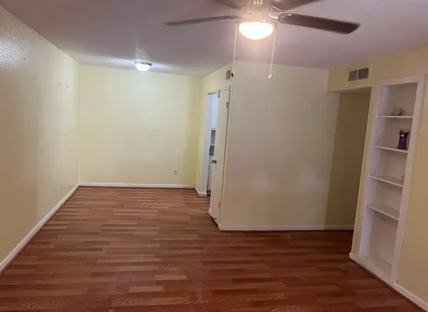 $1,350 | 5625 Antoine Drive, Unit 1404, Houston, TX 77091