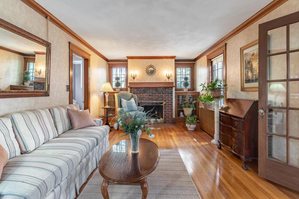 9 Hatch Road Medford, MA 02155 - Photo 8 of 32 Gallery Image 8