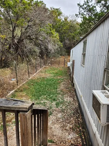 $825 | 7113 Comstock Cove, Unit LEFT A, Lago Vista, TX 78645