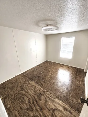 $825 | 7113 Comstock Cove, Unit LEFT A, Lago Vista, TX 78645