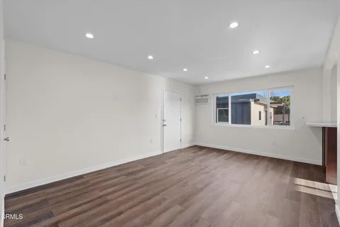 $3,195 | 624 Silver Lake Boulevard, Unit 4, Los Angeles, CA 90026
