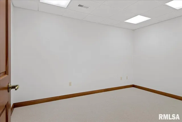 $650,000 | 3508 South Roosevelt Road, Taylorville, IL 62568