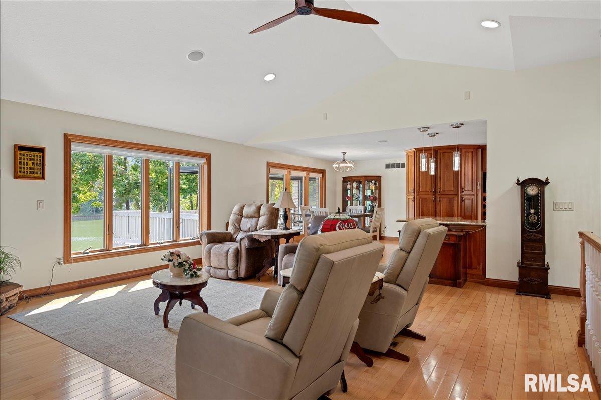 3508 South Roosevelt Road Taylorville, IL 62568 - Photo 6 of 60