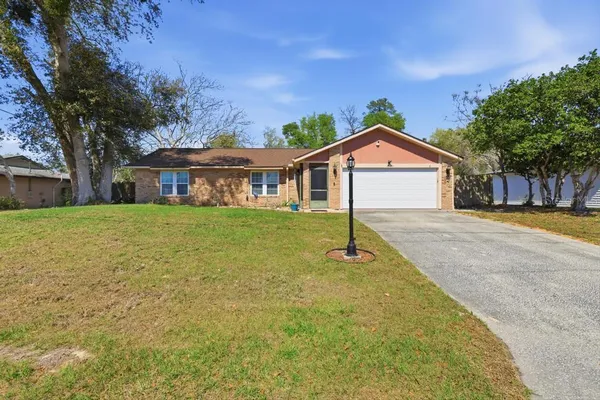 $329,000 | 2800 Foxdale Drive, Deltona, FL 32738