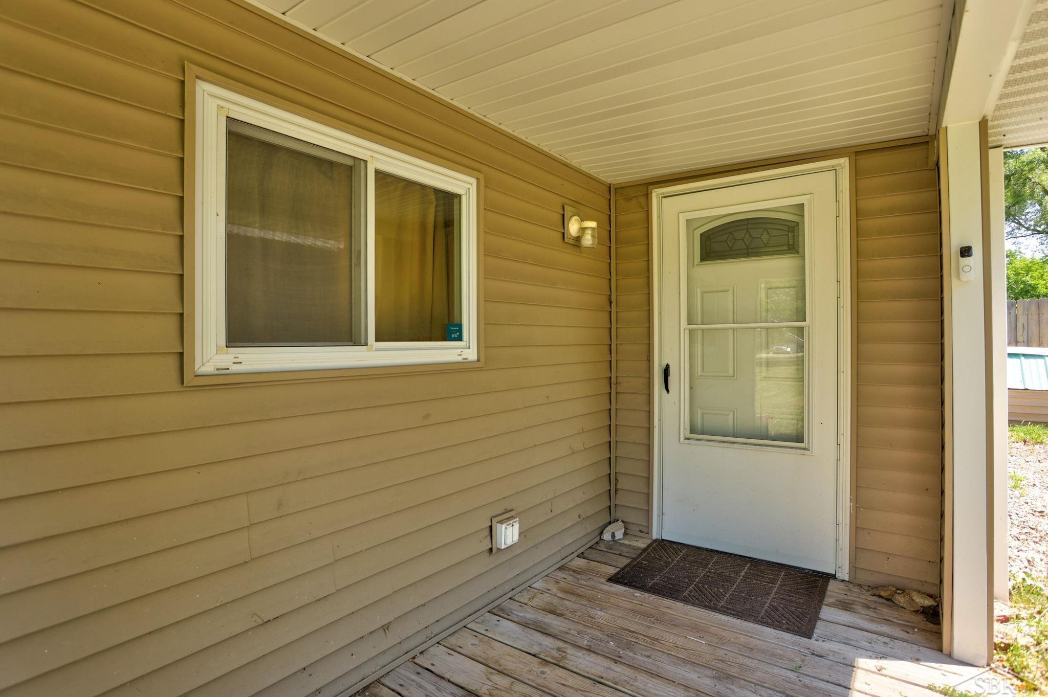 1177 South Poseyville Road Midland, MI 48640 - Photo 5 of 32