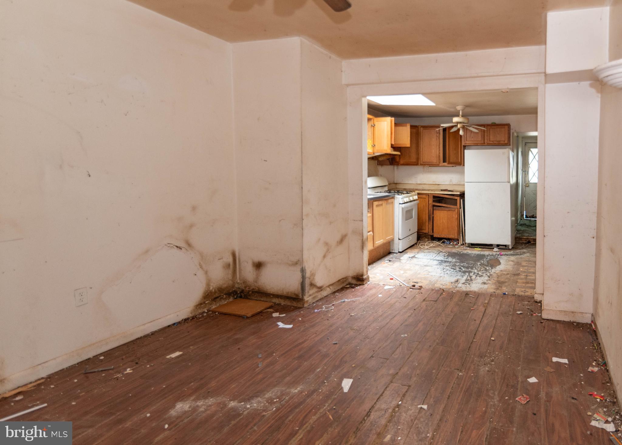 1627 South Hanover Street Baltimore, MD 21230 - Photo 4 of 32