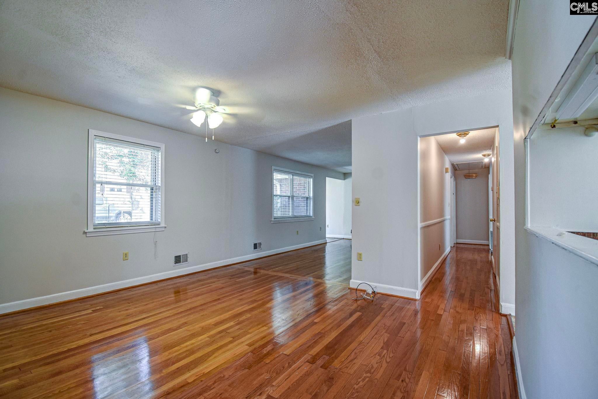 949 Gabriel Road Cayce, SC 29033 - Photo 8 of 31 Gallery Image 8