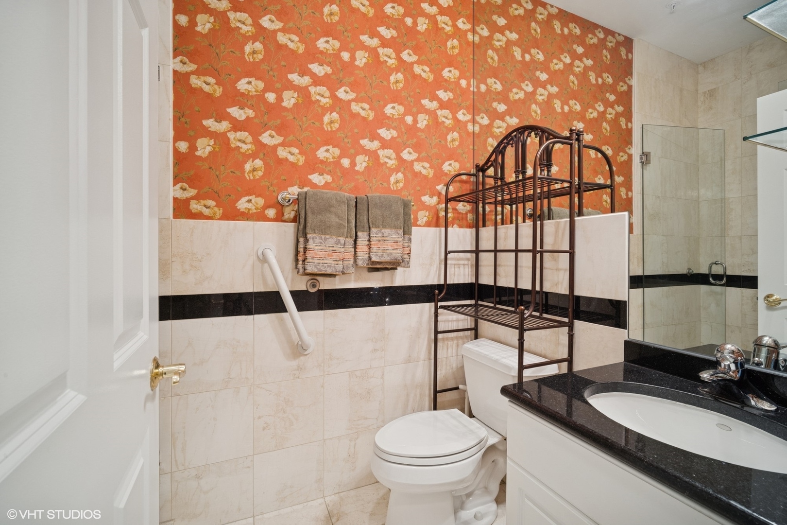 2365 Waukegan Road, Unit 2C Northbrook, IL 60062 - Photo 12 of 16