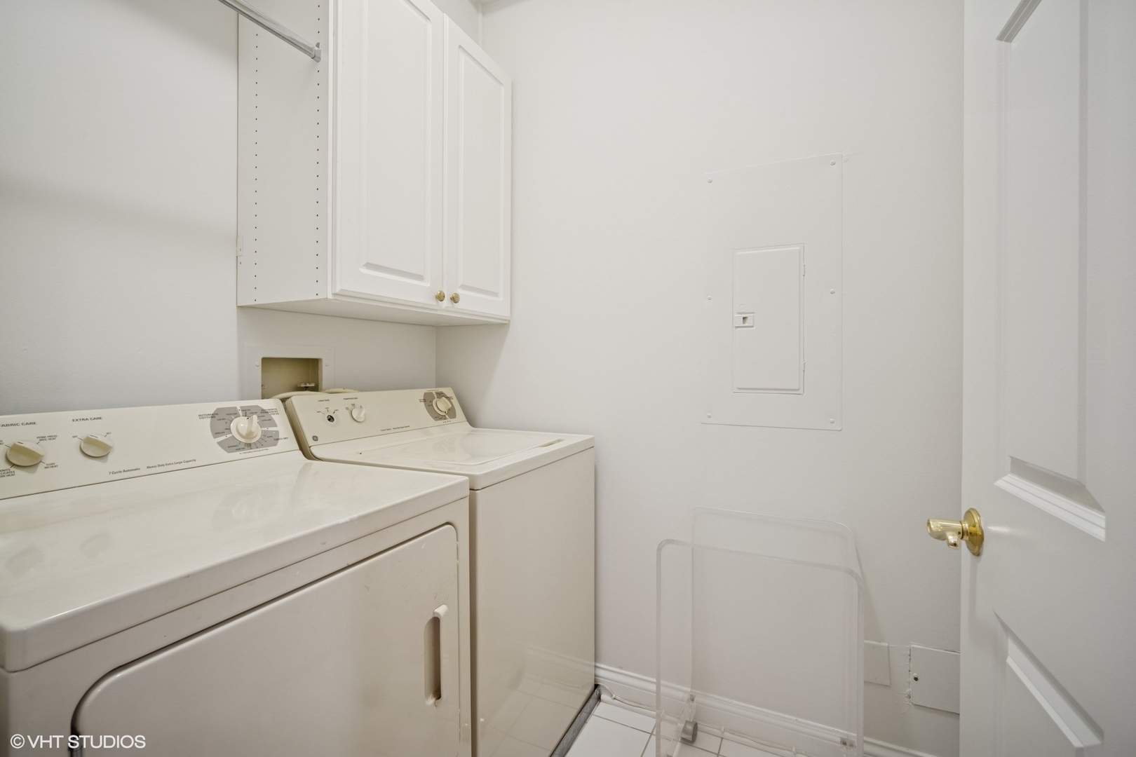 2365 Waukegan Road, Unit 2C Northbrook, IL 60062 - Photo 13 of 16