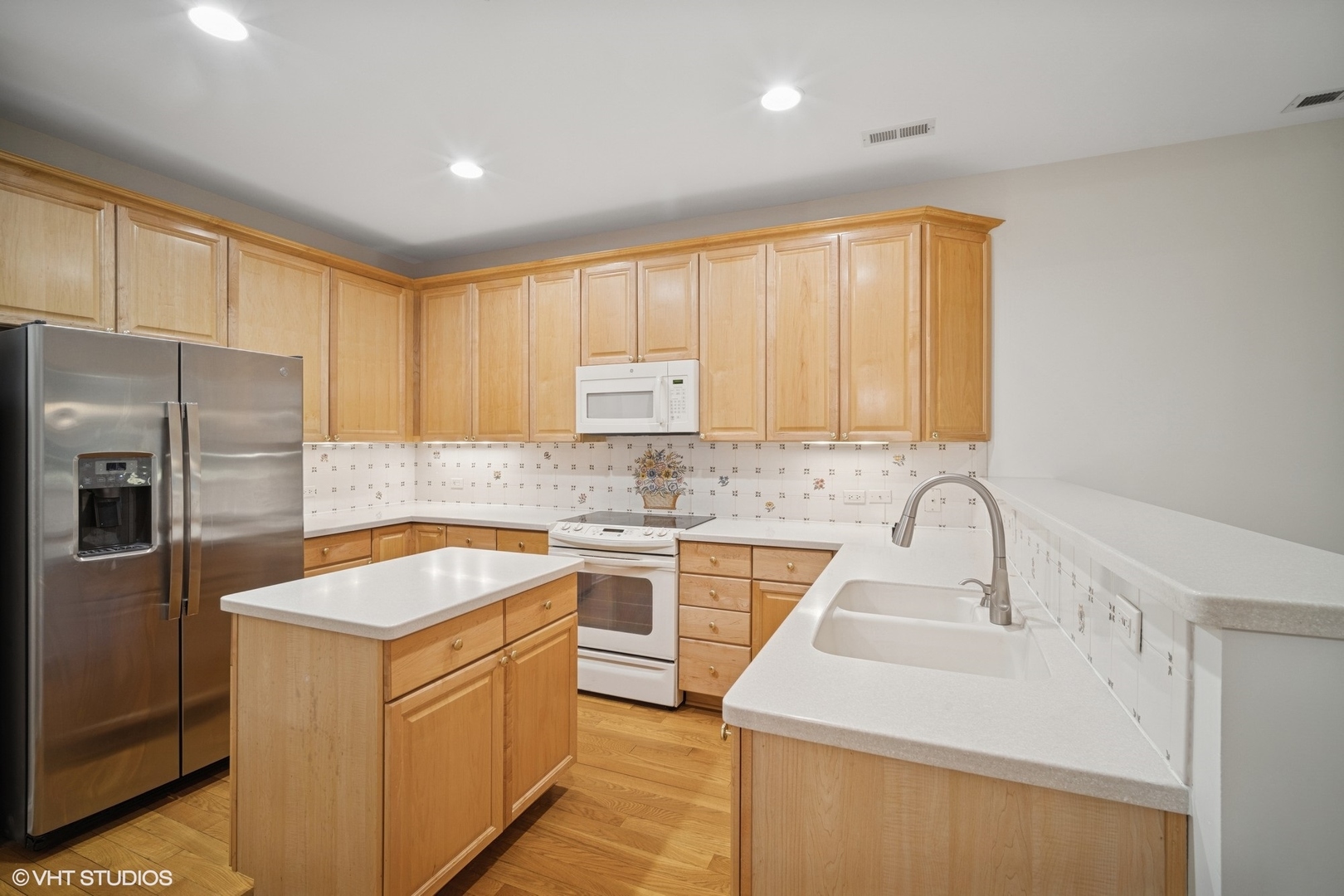 2365 Waukegan Road, Unit 2C Northbrook, IL 60062 - Photo 8 of 16