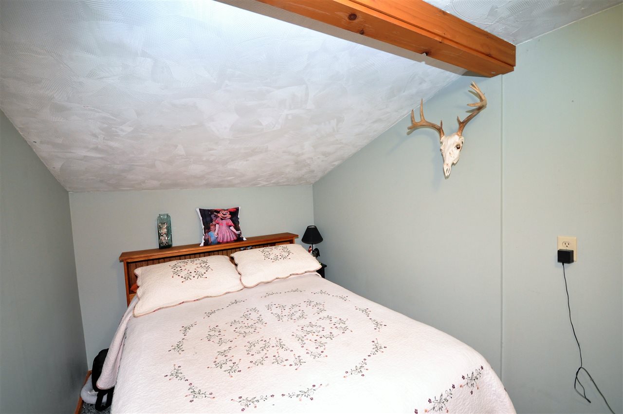 195 Groton Road Hebron, NH 03241 - Photo 21 of 35