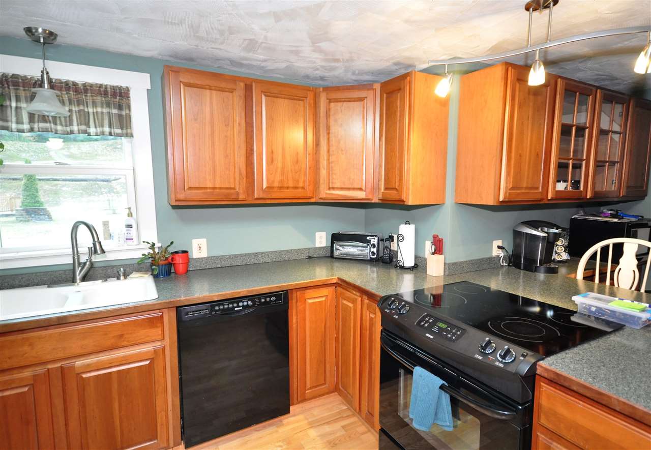 195 Groton Road Hebron, NH 03241 - Photo 6 of 35