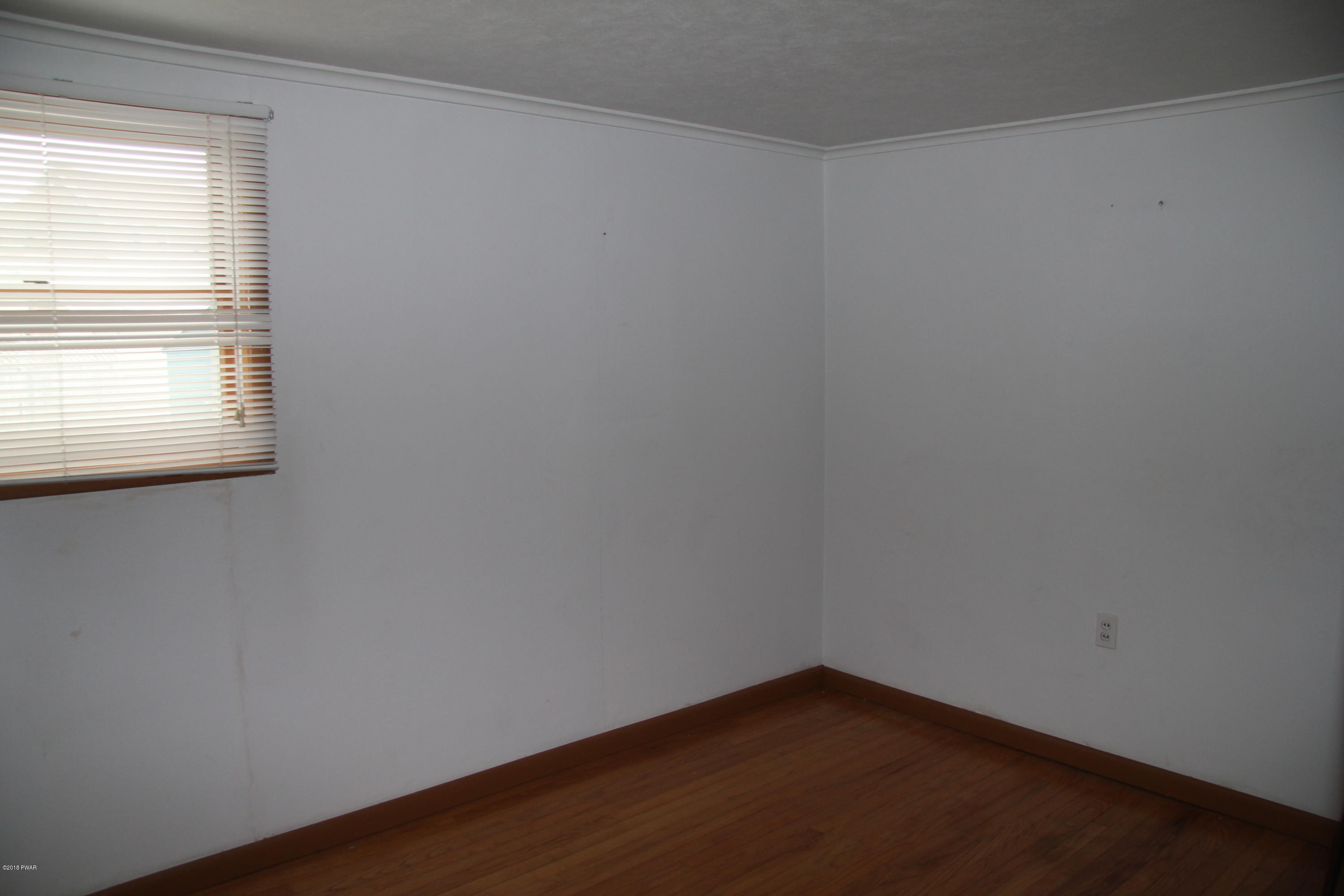 309 Marion Street Forest City, PA 18421 - Photo 4 of 5