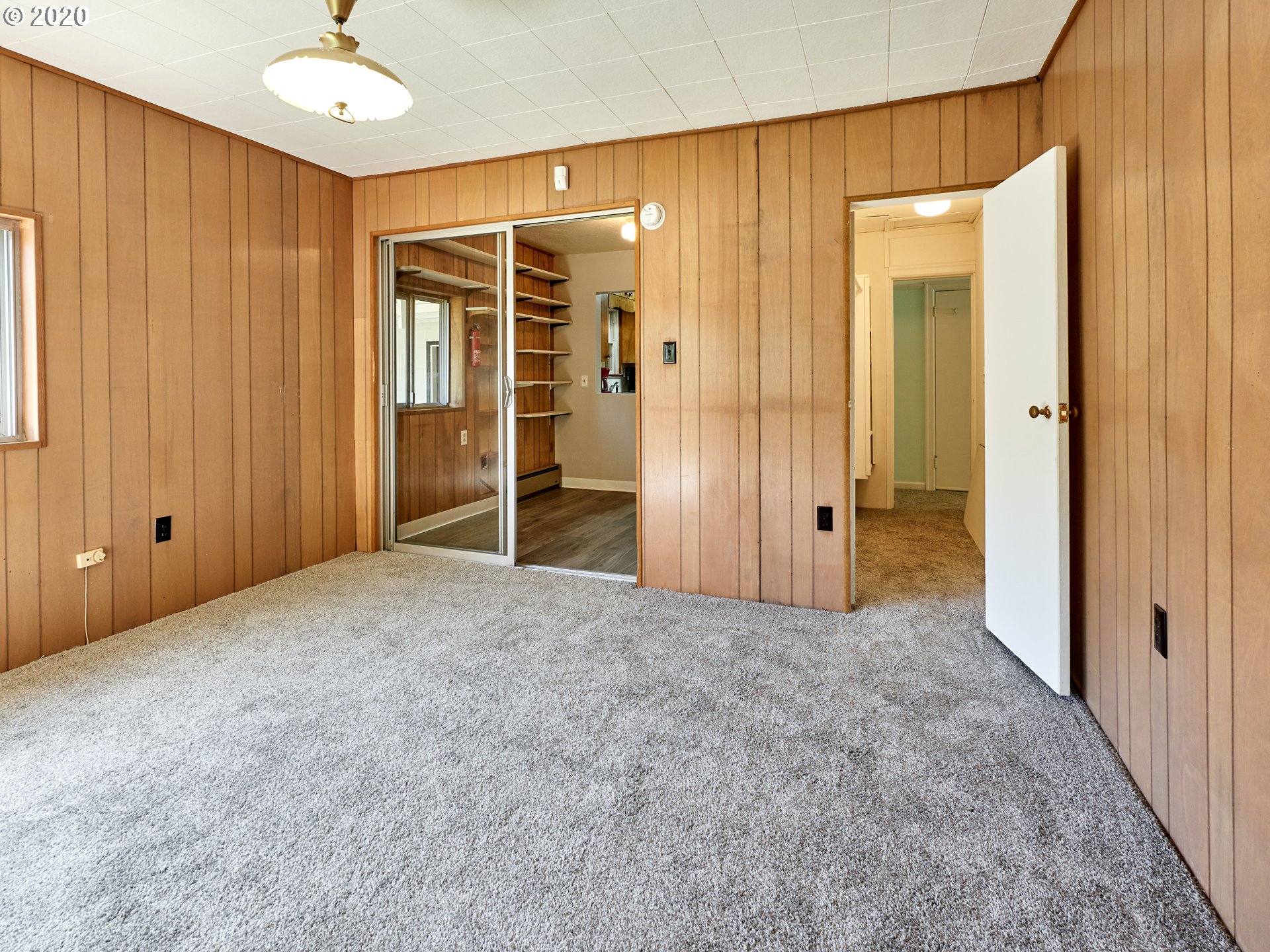 5605 Southeast Rural Street Portland, OR 97206 - Photo 12 of 32 Gallery Image 12