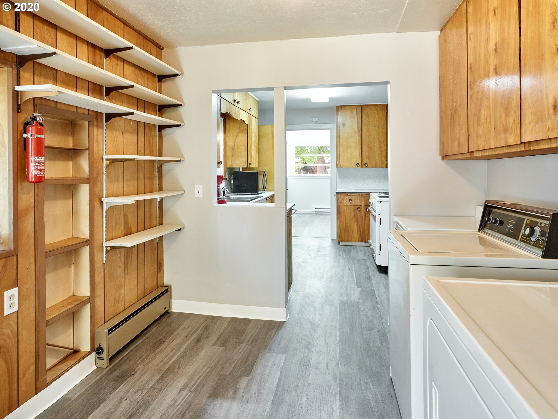 5605 Southeast Rural Street Portland, OR 97206 - Photo 10 of 32 Gallery Image 10