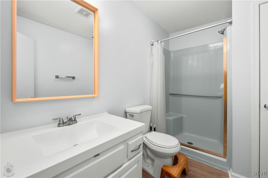 152 Springhouse Road Allentown, PA 18104 - Photo 16 of 23 Full Bath