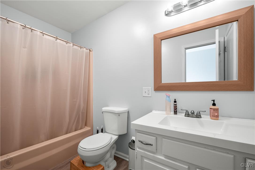 152 Springhouse Road Allentown, PA 18104 - Photo 17 of 23 Full Bath