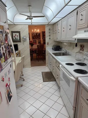 $56,000 | 7081 Environ Boulevard, Unit 440, Lauderhill, FL 33319