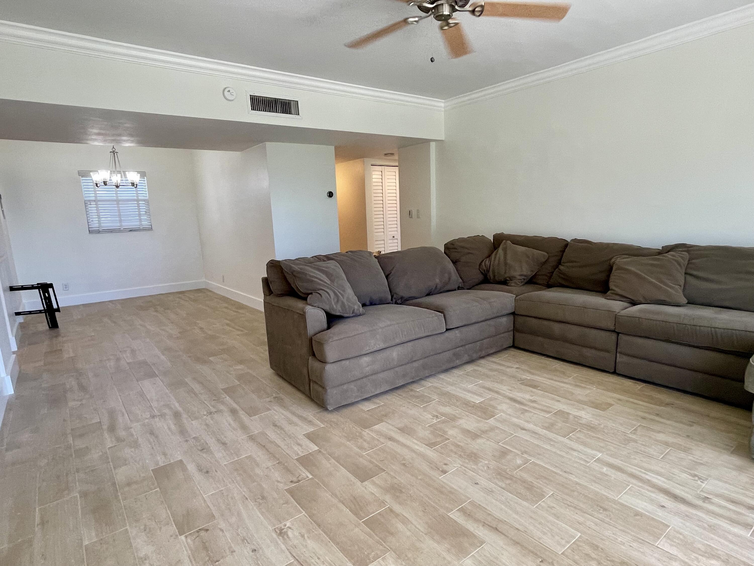 310 South Ocean Boulevard, Unit 305 Boca Raton, FL 33432 - Photo 23 of 25 IMG_1587