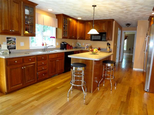 150 Van Norden Road Reading, MA 01867 - Photo 13 of 30 Gallery Image 13