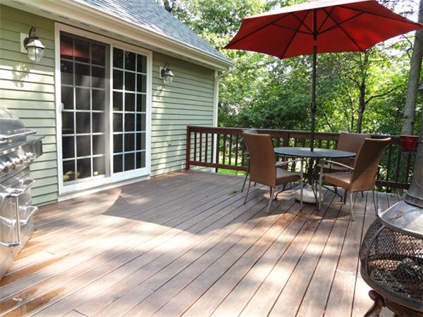 150 Van Norden Road Reading, MA 01867 - Photo 7 of 30 Gallery Image 7