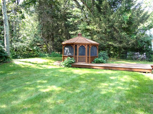 150 Van Norden Road Reading, MA 01867 - Photo 9 of 30 Gallery Image 9