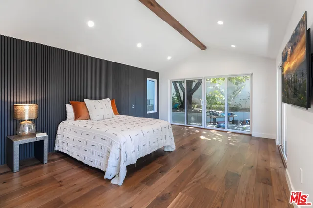 $1,249,000 | 5433 Tampa Avenue, Tarzana, CA 91356