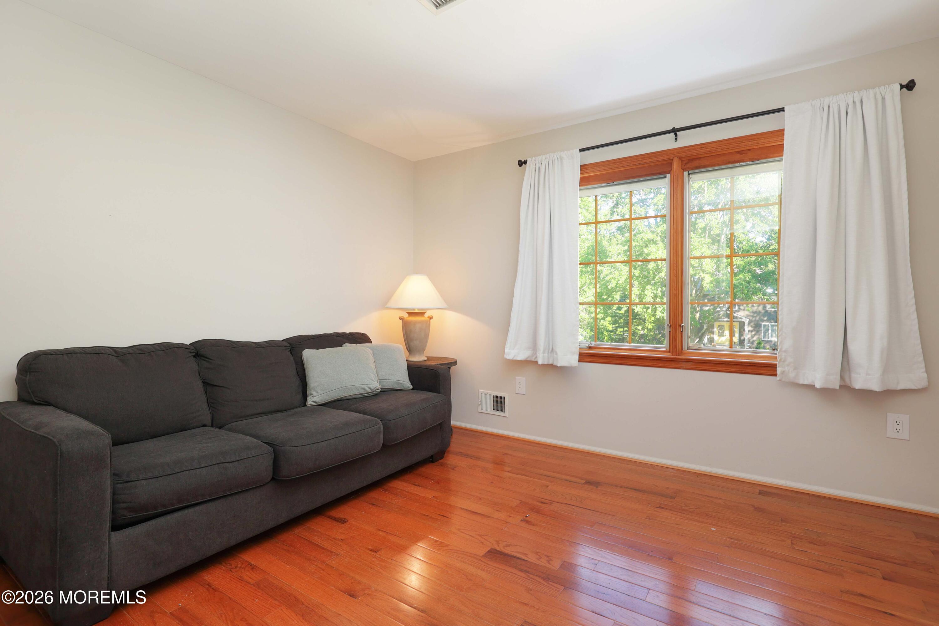 149 Ueland Road Red Bank, NJ 07701 - Photo 21 of 30 758A8696