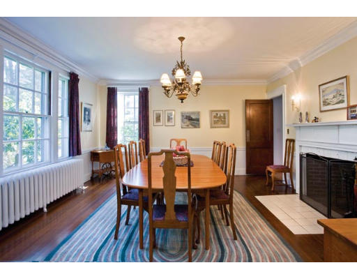 95 Dudley Road Newton, MA 02459 - Photo 3 of 6