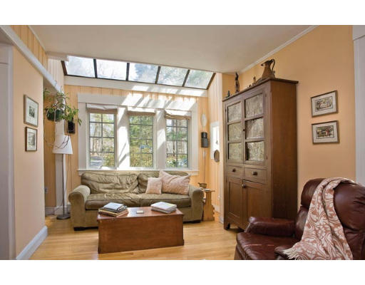 95 Dudley Road Newton, MA 02459 - Photo 5 of 6