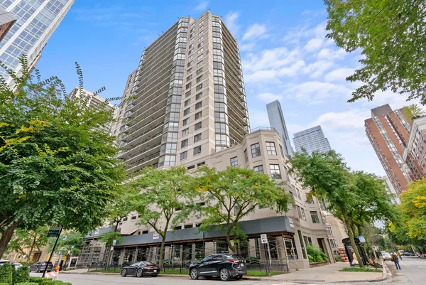 $280,000 | 33 West Delaware Place, Unit 17H, Chicago, IL 60610
