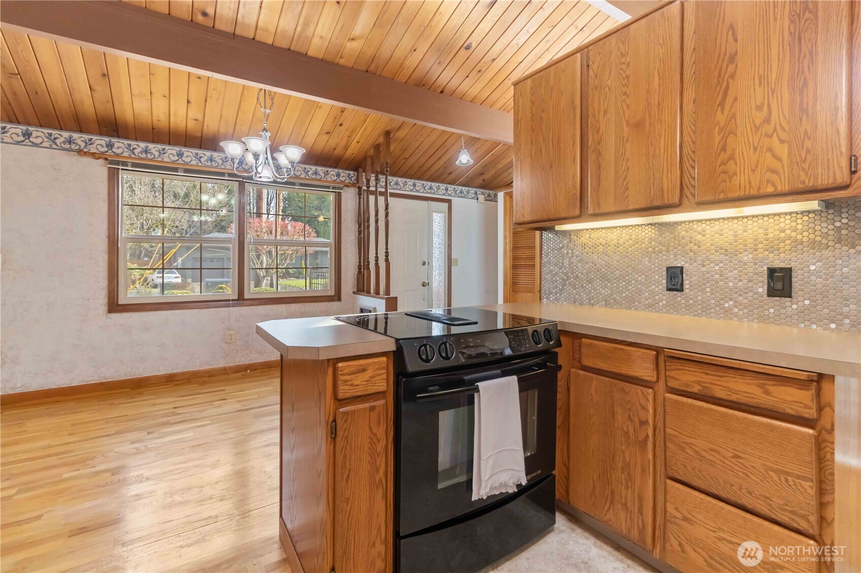 3101 Ammons Drive Longview, WA 98632 - Photo 7 of 36