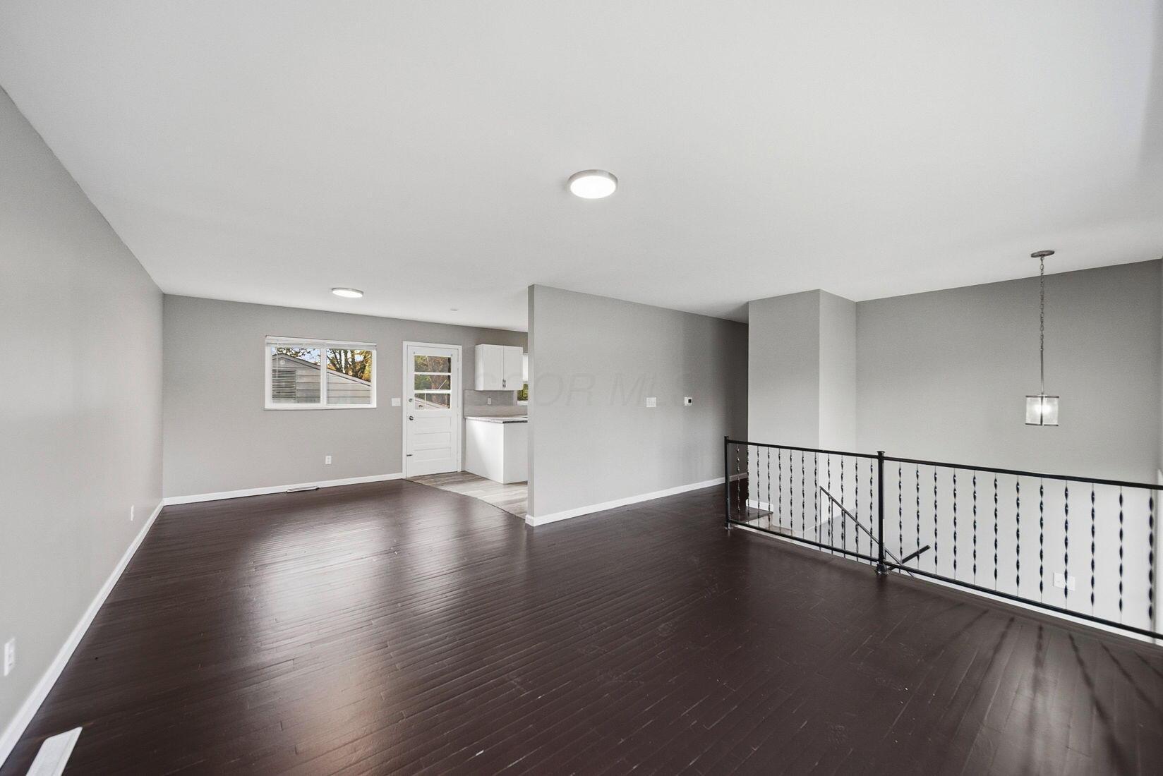 1637 South James Road Columbus, OH 43209 - Photo 17 of 52