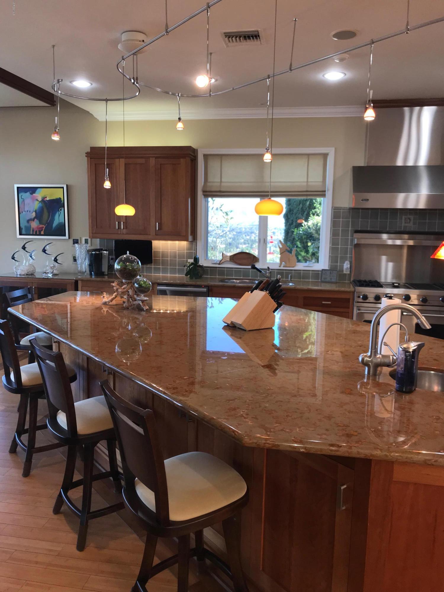 11659 Presilla Road Camarillo, CA 93012 - Photo 14 of 24 File Oct 21, 10 29 52 AM