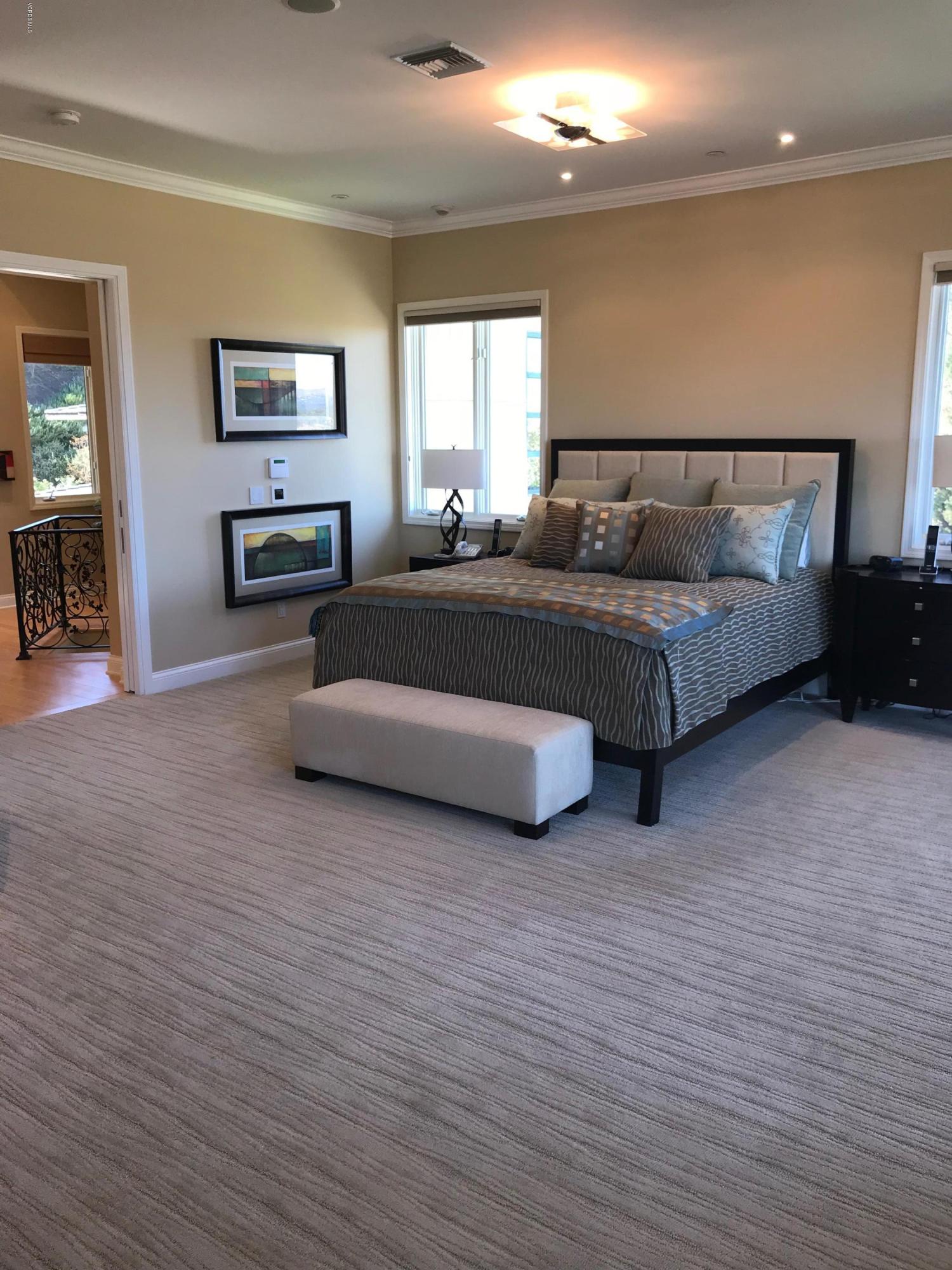 11659 Presilla Road Camarillo, CA 93012 - Photo 17 of 24 File Oct 21, 10 33 12 AM