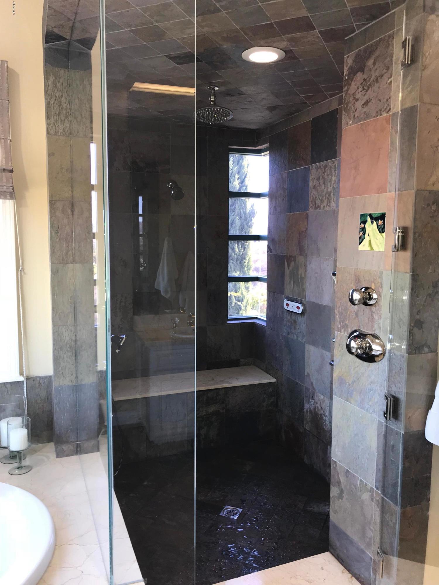 11659 Presilla Road Camarillo, CA 93012 - Photo 18 of 24 File Oct 21, 10 34 47 AM