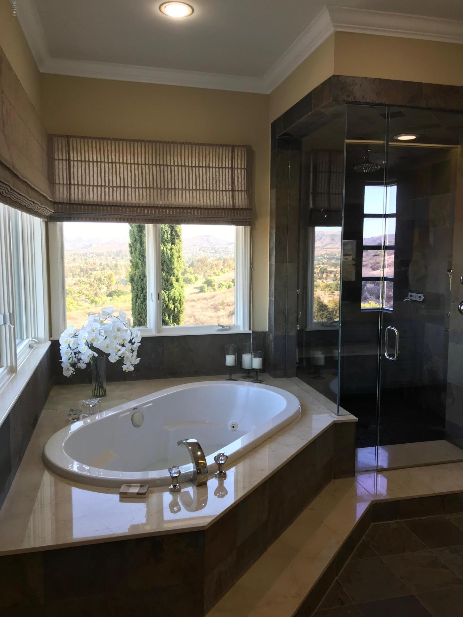 11659 Presilla Road Camarillo, CA 93012 - Photo 23 of 24 File Oct 21, 10 36 34 AM