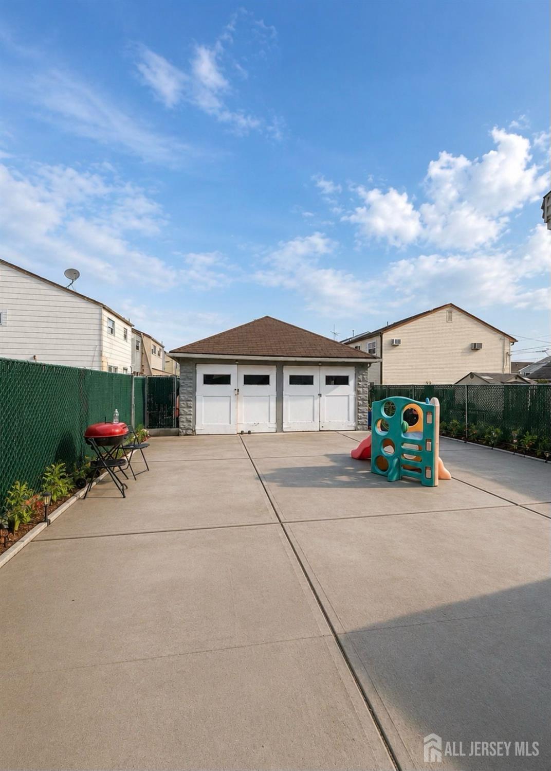 32 Edwin Street, Unit 2 Carteret, NJ 07008 - Photo 11 of 11