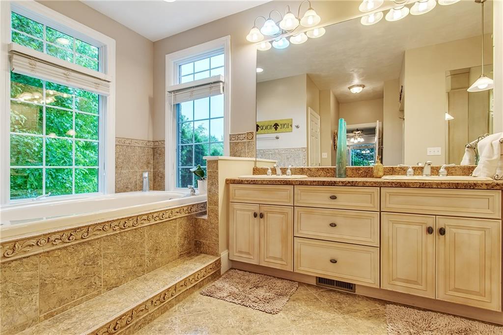 3080 McCully Road Allison Park, PA 15101 - Photo 11 of 25 Gallery Image 11