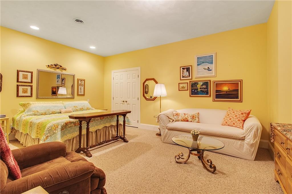 3080 McCully Road Allison Park, PA 15101 - Photo 17 of 25 Gallery Image 17