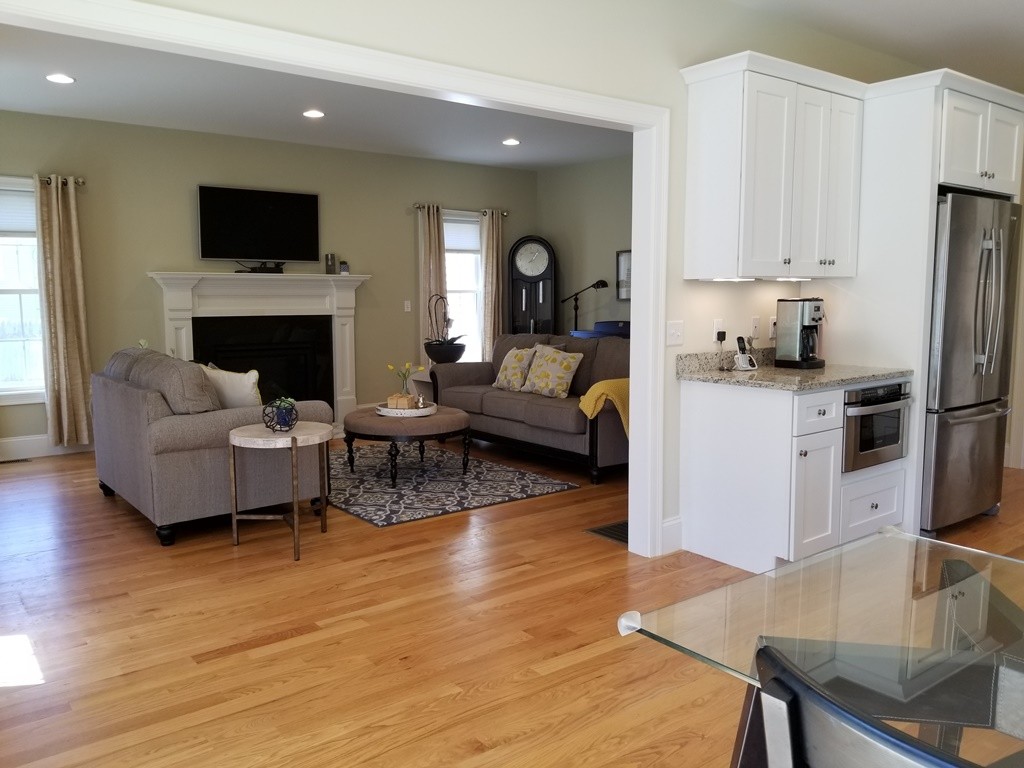 201 Boston Post Road Wayland, MA 01778 - Photo 10 of 30 Gallery Image 10