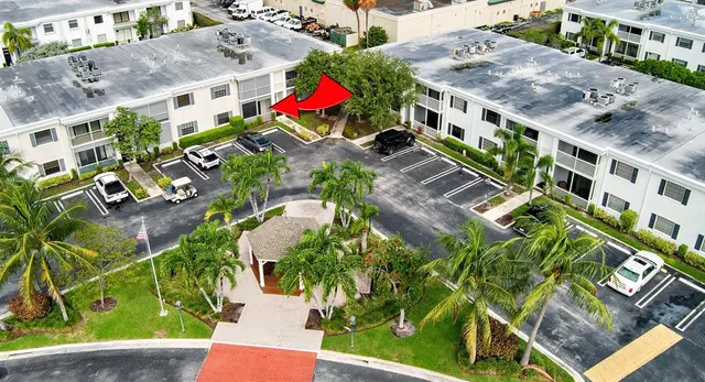 $1,700 | 140 Cypress Club Drive, Unit 414, Pompano Beach, FL 33060