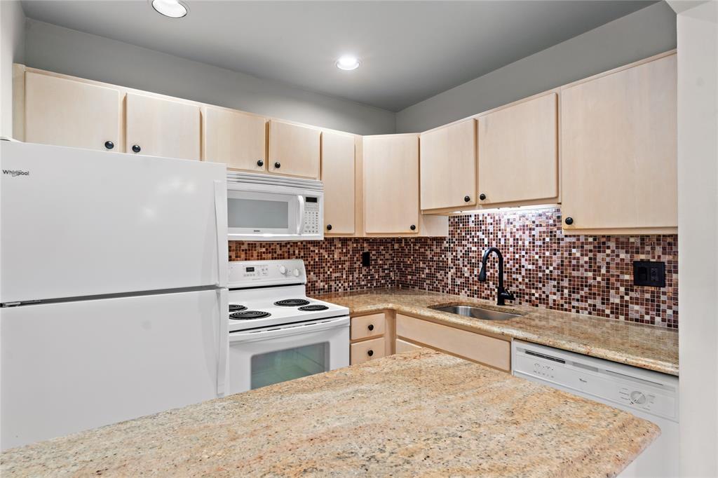 140 Cypress Club Drive, Unit 414 Pompano Beach, FL 33060 - Photo 8 of 54