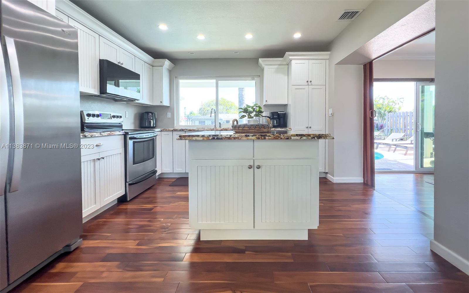 1466 Northeast 57th Court Fort Lauderdale, FL 33334 - Photo 21 of 78