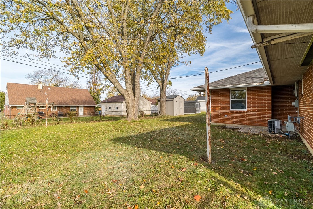 5725 Benedict Road Huber Heights, OH 45424 - Photo 28 of 31