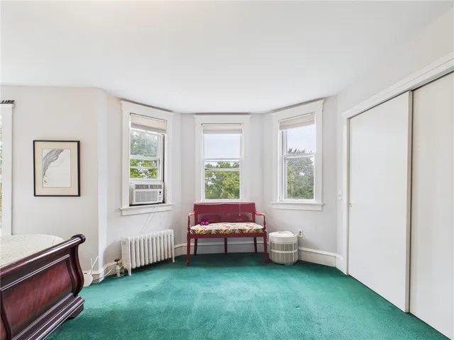 $899,999 | 204 Spencer Avenue, Warwick, RI 02818