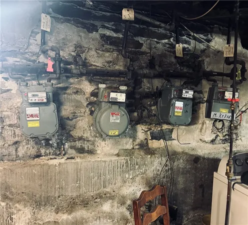 $949,900 | 80 Phenix Avenue, Cranston, RI 02920