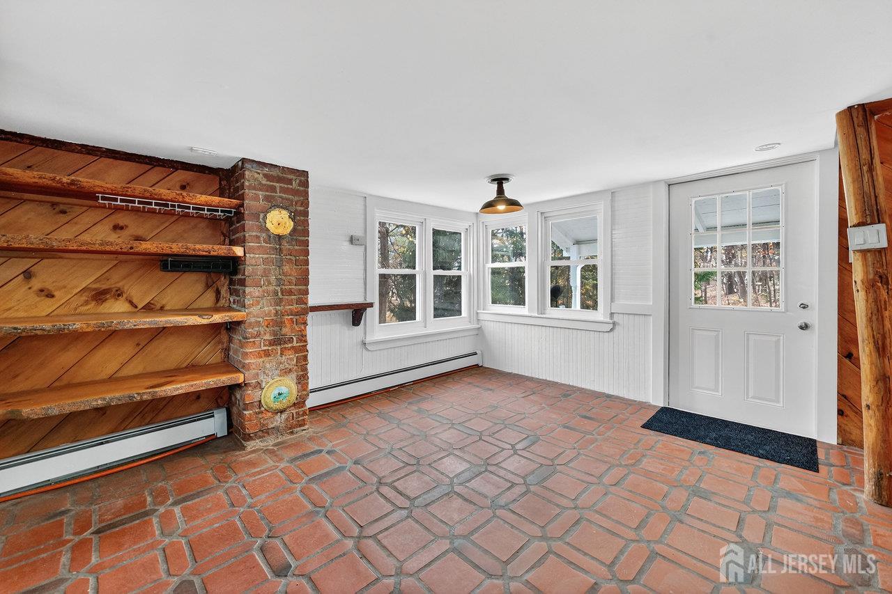 28 Old Clinton Road Flemington, NJ 08822 - Photo 12 of 39